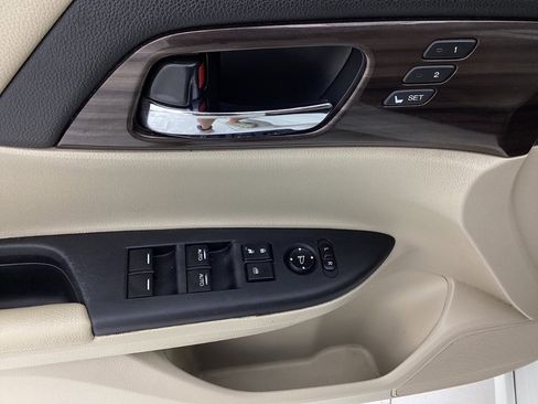 Used 2016 Honda Accord Touring image 37