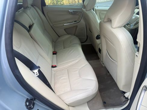 Used 2013 Volvo XC60 3.2 image 17