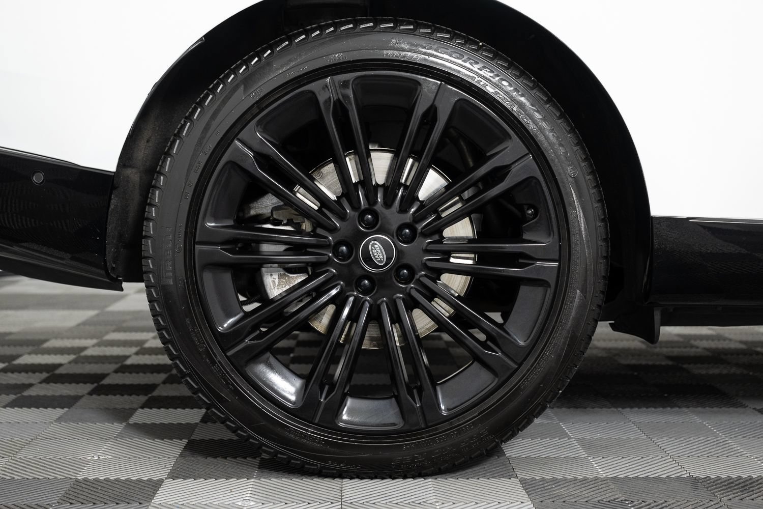 Used 2022 Land Rover Range Rover SE AWD/4WD image 40