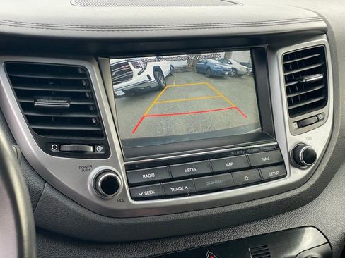 Used 2018 Hyundai Tucson SEL Plus image 18