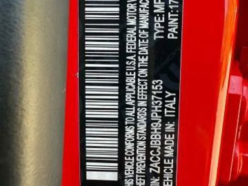 Used 2018 Jeep Renegade Altitude image 35