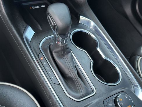 Used 2023 Chevrolet Traverse Premier w/ Redline Edition image 33