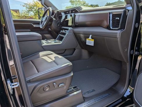 New 2026 GMC Sierra 2500 Denali w/ Denali Reserve Package AWD/4WD image 25