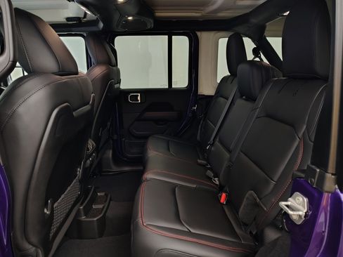New 2026 Jeep Wrangler Unlimited Rubicon AWD/4WD image 21