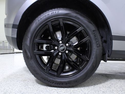 Used 2026 Land Rover Range Rover Evoque S image 8