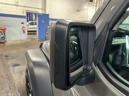Used 2023 Jeep Wrangler Unlimited w/ Cold Weather Group AWD/4WD image 26