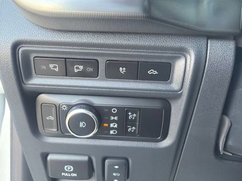 Used 2024 Ford F150 Platinum w/ Equipment Group 702A High AWD/4WD image 30