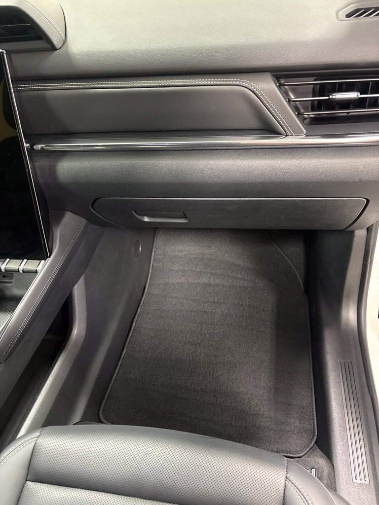 Used 2026 GMC Terrain Elevation w/ Elevation Premium Package FWD image 25