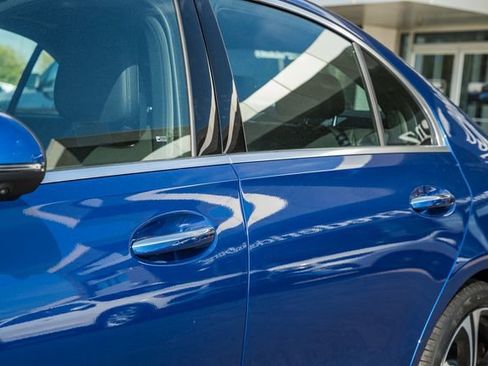 New 2026 Mercedes-Benz C 300 4MATIC Sedan image 16
