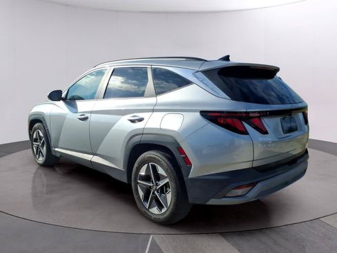 Used 2025 Hyundai Tucson SEL FWD image 5