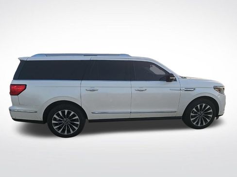 Used 2019 Lincoln Navigator L Select w/ Technology Package RWD image 9