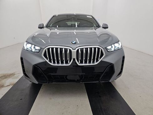 Used 2026 BMW X6 xDrive40i AWD/4WD image 2