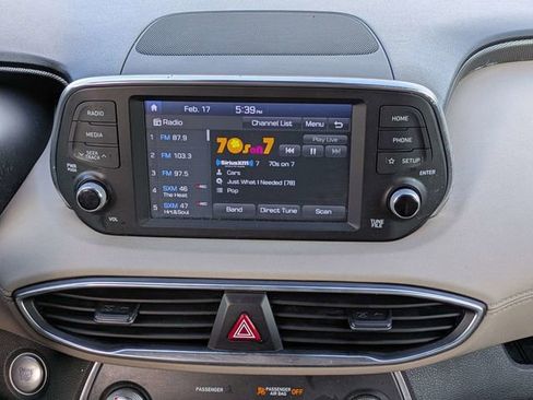 Used 2020 Hyundai Santa Fe SEL image 18