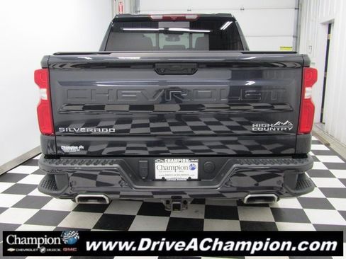 Used 2023 Chevrolet Silverado 1500 High Country image 19