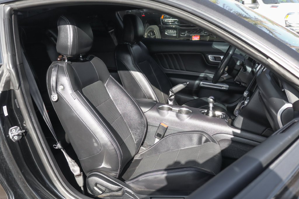 Used 2021 Ford Mustang GT Premium w/ Black Accent Package RWD image 39