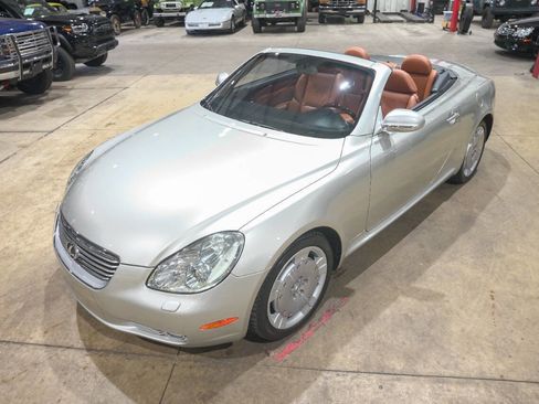 Used 2004 Lexus SC 430 Convertible RWD image 15