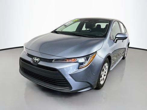 Used 2025 Toyota Corolla LE FWD image 10