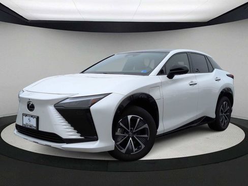 Used 2025 Lexus RZ 450e AWD/4WD image 1