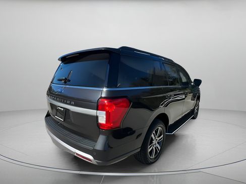 Certified 2023 Ford Expedition XLT image 27