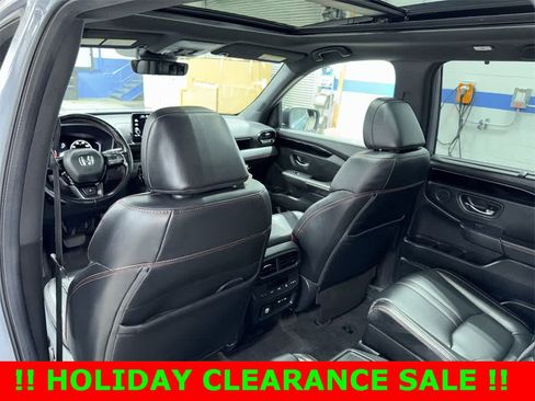 Used 2024 Honda Pilot TrailSport image 31