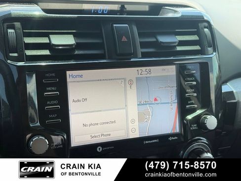 Used 2020 Toyota 4Runner Venture w/ Moonroof Package AWD/4WD image 15