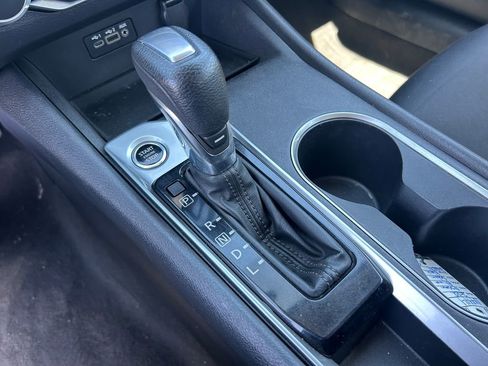 Used 2022 Nissan Altima 2.5 SV FWD image 18