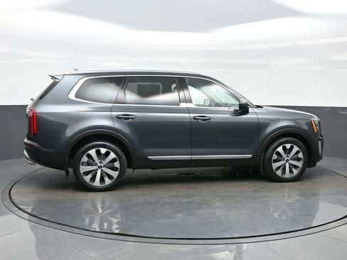 Used 2022 Kia Telluride EX w/ EX Premium Package AWD/4WD image 7