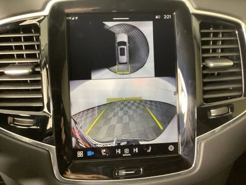 Used 2024 Volvo XC90 B6 Ultimate w/ Protection Package Premier image 25