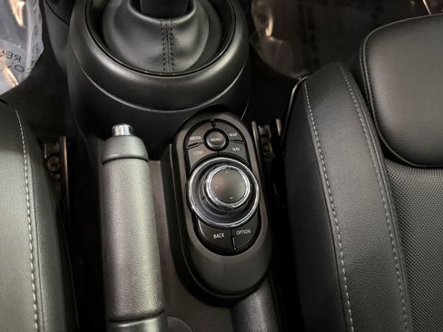 Used 2024 MINI Cooper S FWD image 21