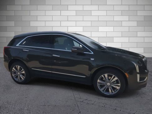Certified 2025 Cadillac XT5 Premium Luxury image 6