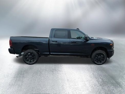 New 2025 RAM 2500 Laramie w/ Night Edition AWD/4WD image 7