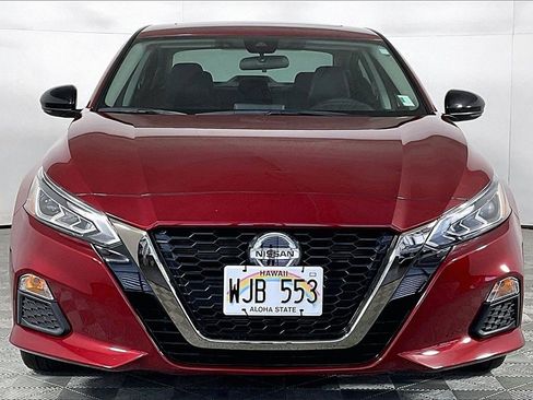 Used 2021 Nissan Altima 2.5 SR w/ SR Premium Package image 2