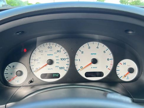 Used 2004 Chrysler Town & Country Touring FWD image 5