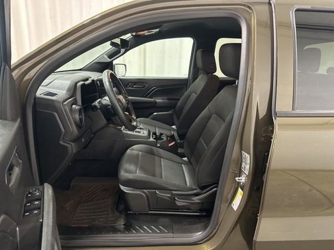 Used 2023 Chevrolet Colorado W/T image 7