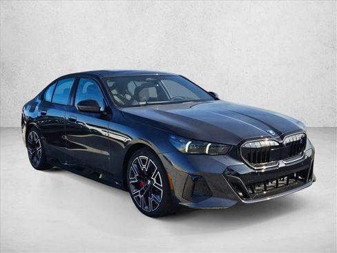 Used 2026 BMW i5 eDrive40 w/ M Sport Package image 7