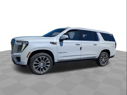 New 2026 GMC Yukon XL Denali w/ Sun & Power Step Package image 7