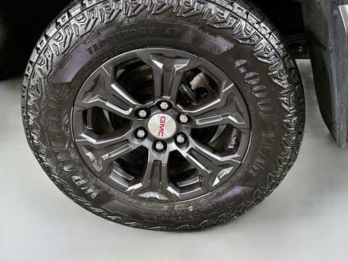 Used 2023 GMC Canyon Elevation w/ Convenience Package image 29