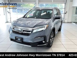 Used 2021 Honda Pilot Touring video 1