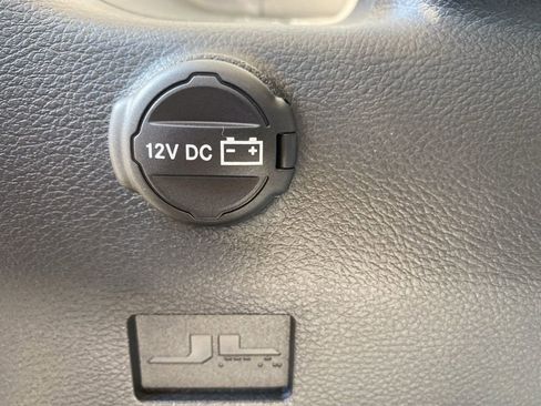 New 2025 Jeep Wrangler Unlimited Sahara w/ Safety Group AWD/4WD image 17