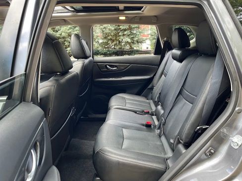 Used 2016 Nissan Rogue SL w/ SL Premium Package AWD/4WD image 42