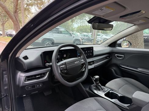 Used 2025 Kia K4 FWD image 31