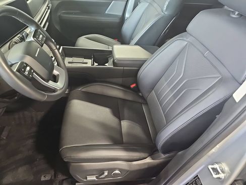 Used 2025 Hyundai Santa Fe SEL AWD/4WD image 15