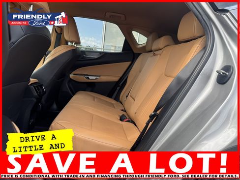 Used 2022 Lexus NX 250 FWD w/ Towing Package (2000 Lbs) image 15