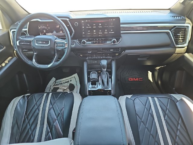 Used 2025 GMC Canyon Elevation RWD image 9