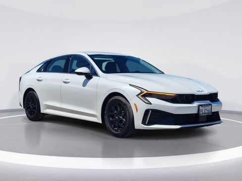 Certified 2025 Kia K5 LXS FWD image 1