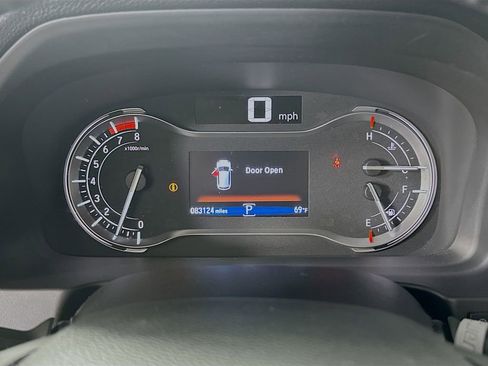 Certified 2018 Honda Pilot Touring image 12