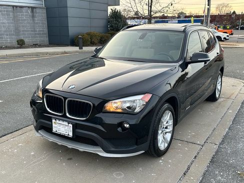 Used 2015 BMW X1 xDrive28i image 1