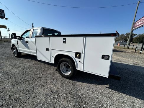 Used 2019 Ford F350 XL image 8
