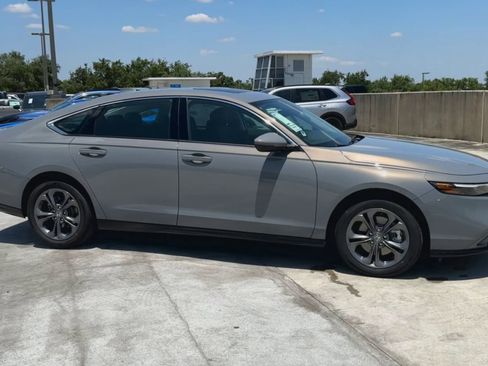 Used 2024 Honda Accord EX-L image 26