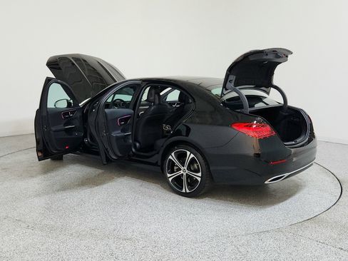 Used 2025 Mercedes-Benz C 300 C 300 image 17